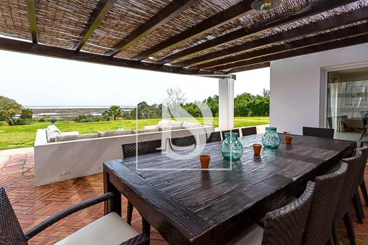 Moradia T6 para Venda em Conceição e Cabanas de Tavira Foto 3