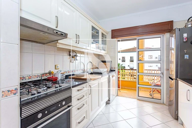 Apartamento T3 para Venda em Tavira (Santa Maria e Santiago) Foto 10