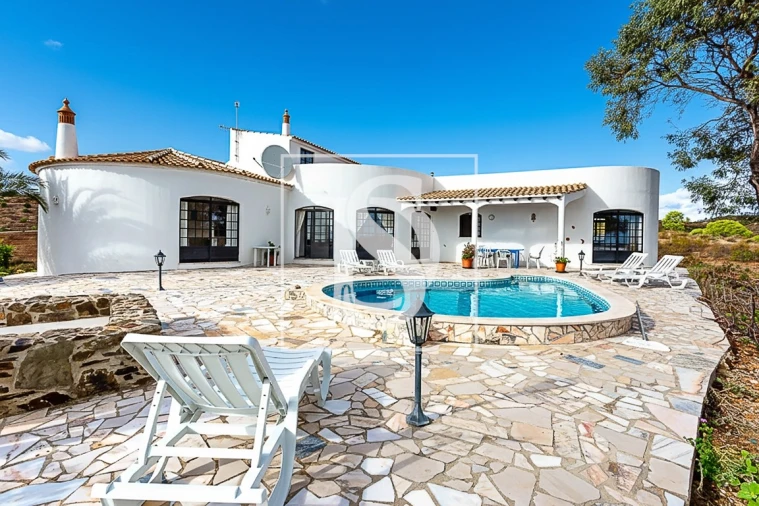 Moradia T3 para Venda em Conceição e Cabanas de Tavira Foto 1