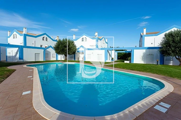 Moradia T2 para Arrendamento em Tavira (Santa Maria e Santiago) Foto 5