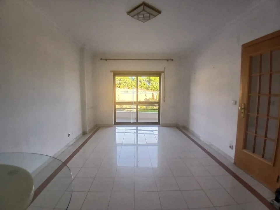 Apartamento T3 para Venda em Laranjeiro e Feijó Foto 4