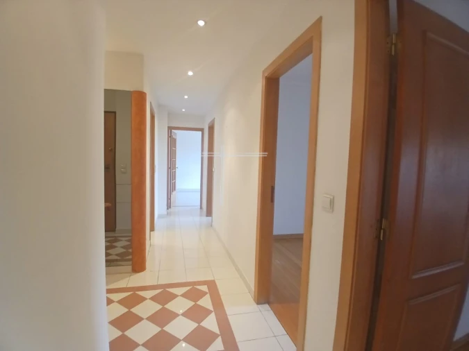 Apartamento T3 para Venda em Laranjeiro e Feijó Foto 7