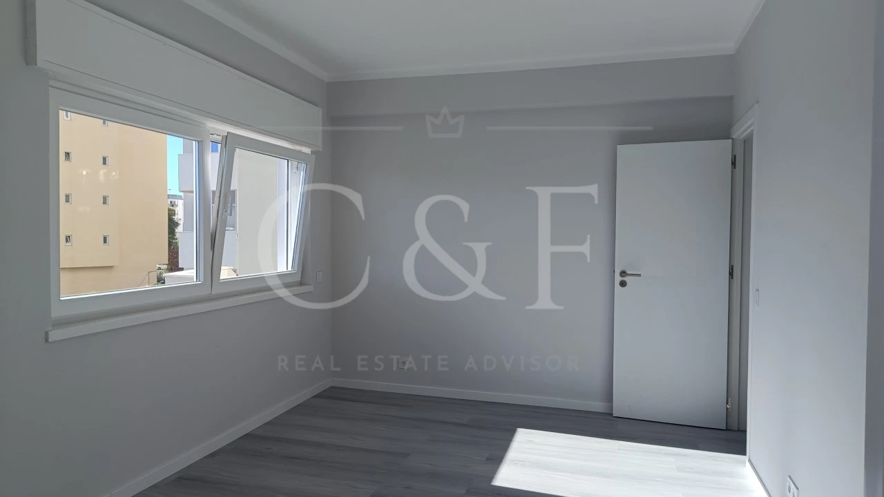 Apartamento T3 para Venda em Portimão Foto 18