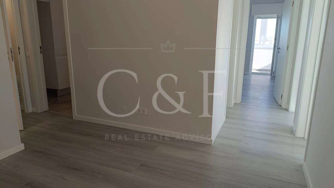 Apartamento T3 para Venda em Portimão Foto 22