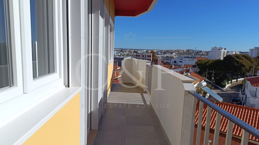 Apartamento T3 para Venda em Portimão Foto 10