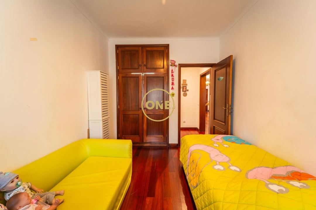 Moradia T2 para Venda em Ponta Delgada (São José) Foto 11