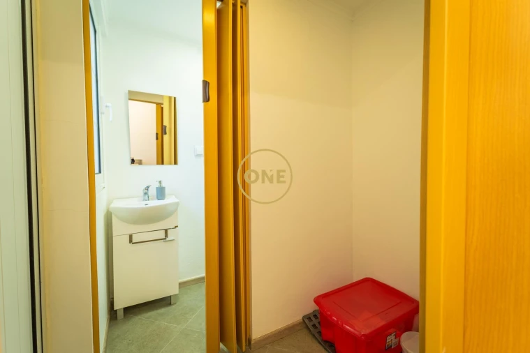 Moradia T2 para Venda em Ponta Delgada (São José) Foto 34