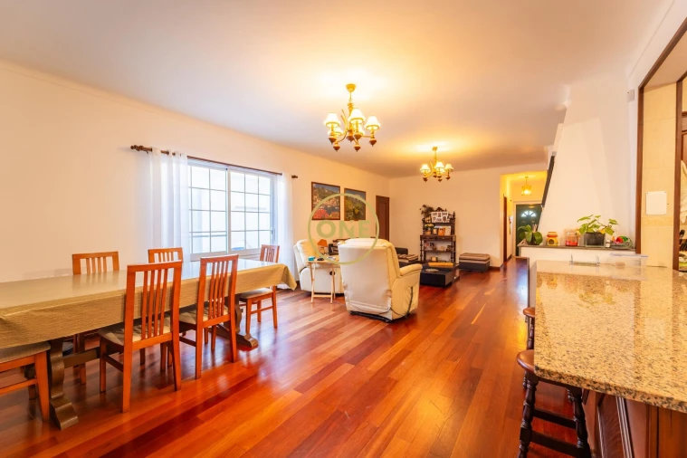 Moradia T2 para Venda em Ponta Delgada (São José) Foto 19