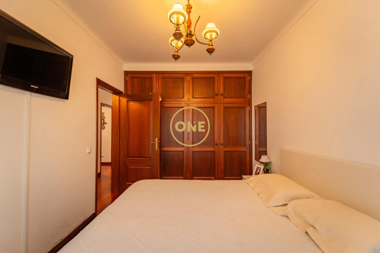 Moradia T2 para Venda em Ponta Delgada (São José) Foto 5