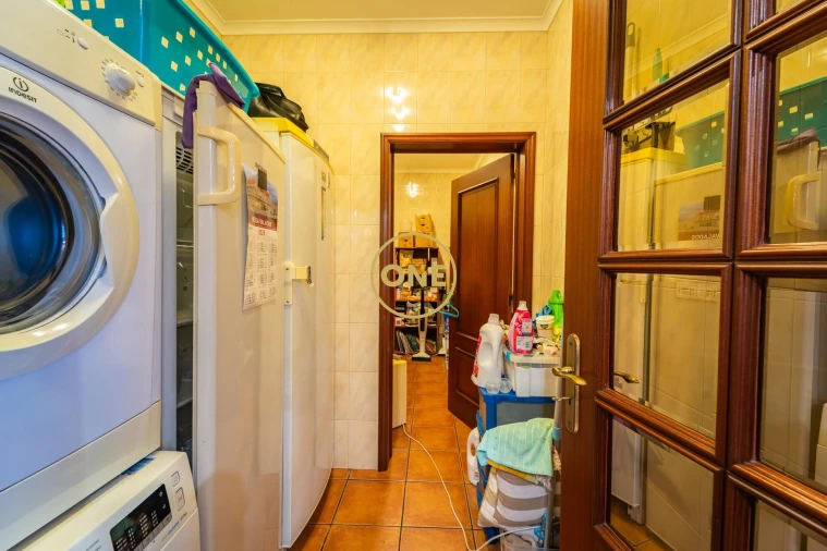 Moradia T2 para Venda em Ponta Delgada (São José) Foto 25