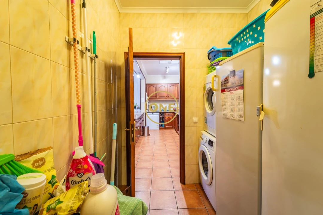 Moradia T2 para Venda em Ponta Delgada (São José) Foto 24