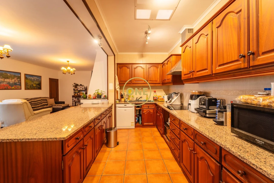 Moradia T2 para Venda em Ponta Delgada (São José) Foto 21