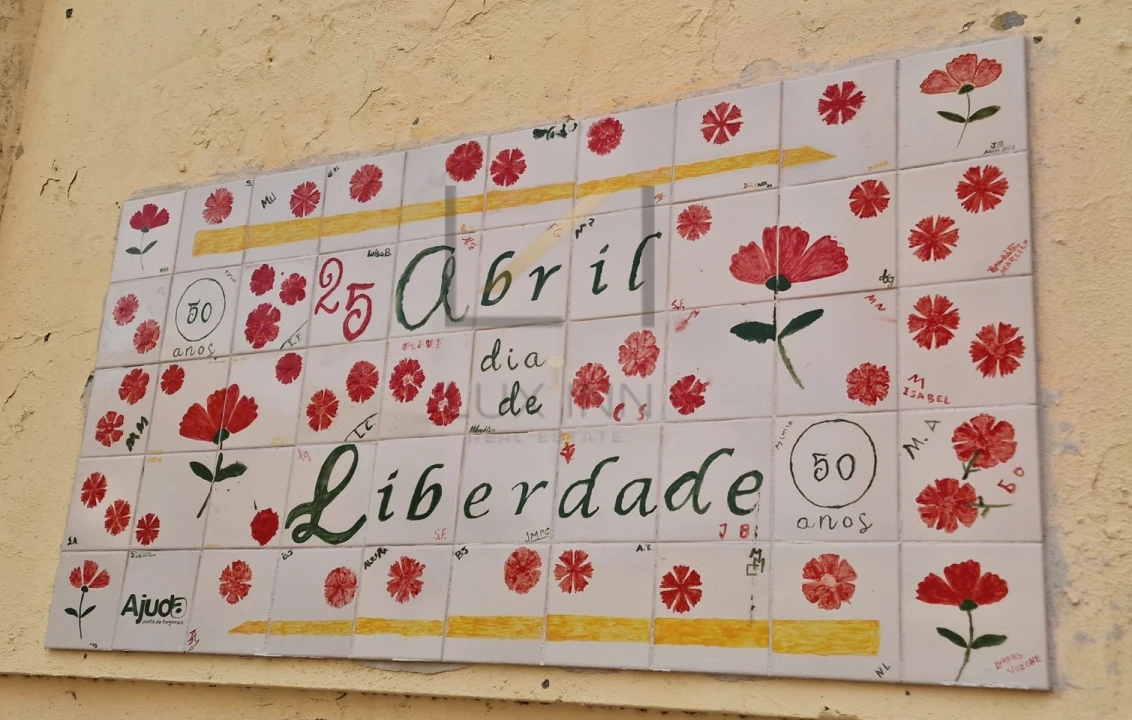 Apartamento T3 para Venda em Ajuda Foto 2