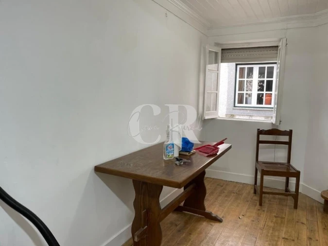 Moradia T2 para Venda em Folques Foto 9