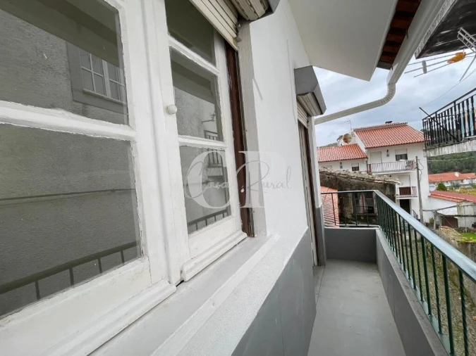 Moradia T2 para Venda em Folques Foto 27