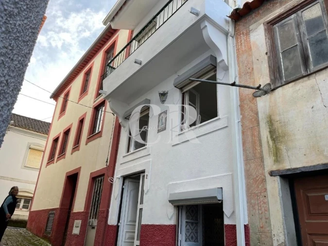 Moradia T2 para Venda em Folques Foto 33