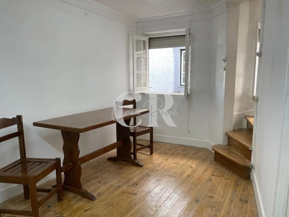 Moradia T2 para Venda em Folques Foto 13