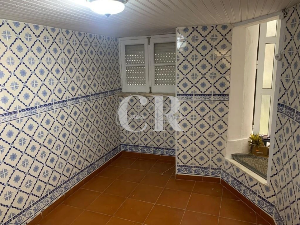 Moradia T2 para Venda em Folques Foto 5