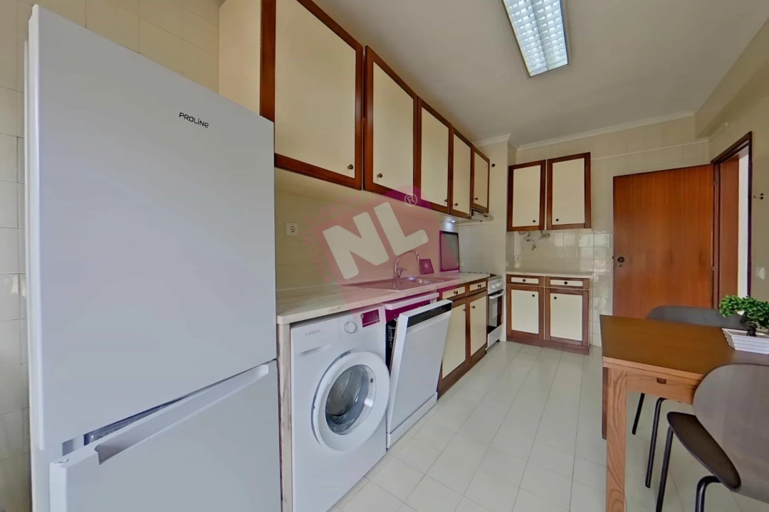 Apartamento T1 para Arrendamento em São Domingos de Benfica Foto 16