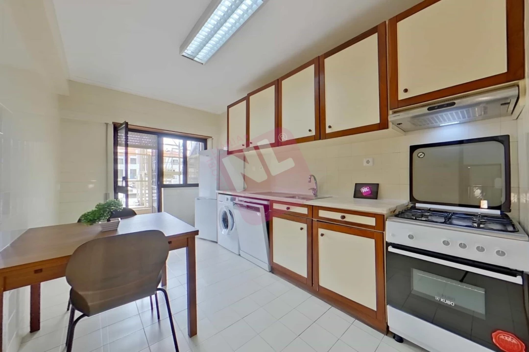 Apartamento T1 para Arrendamento em São Domingos de Benfica Foto 13