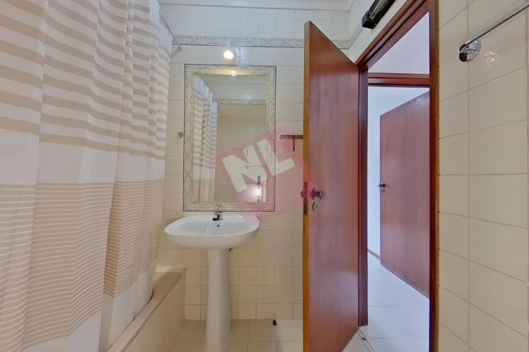 Apartamento T1 para Arrendamento em São Domingos de Benfica Foto 12