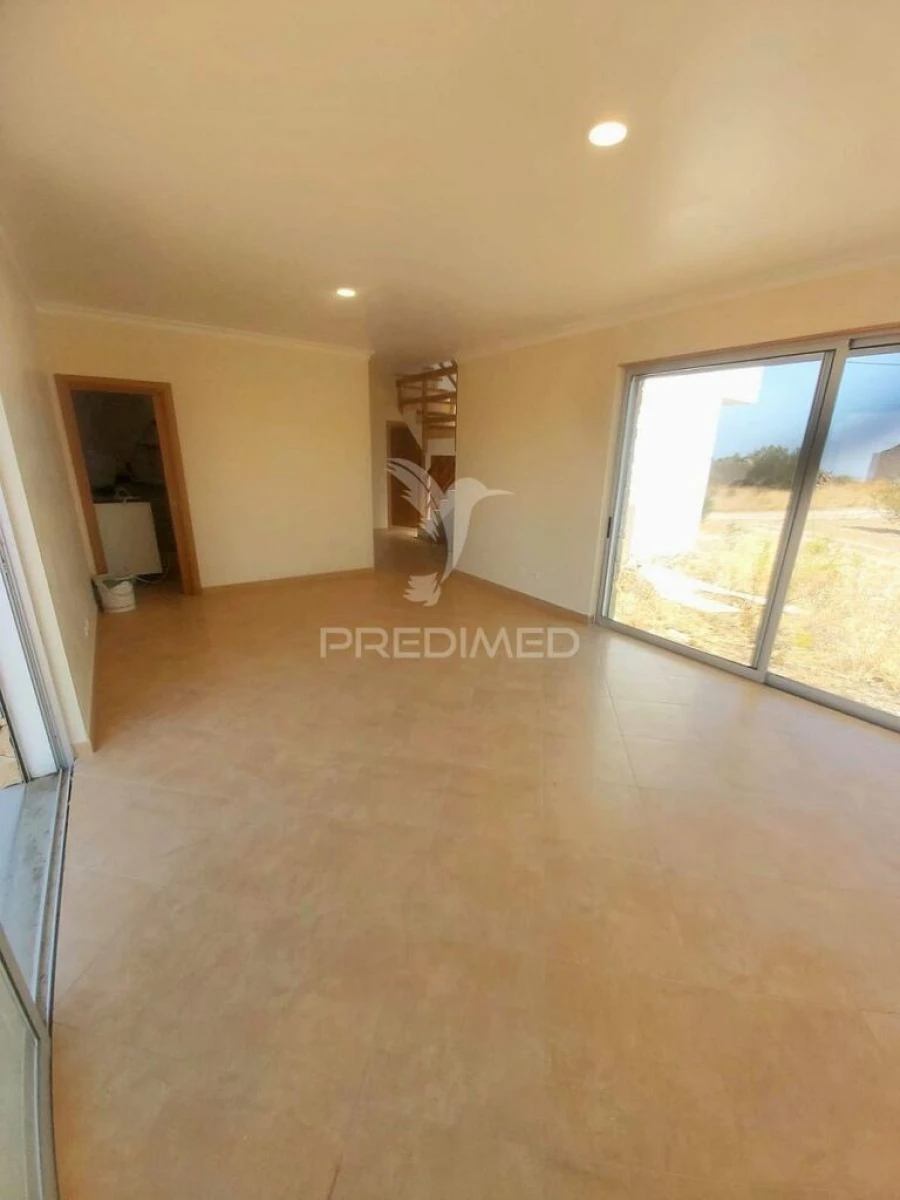 Moradia T3 para Venda em Tavira (Santa Maria e Santiago) Foto 8