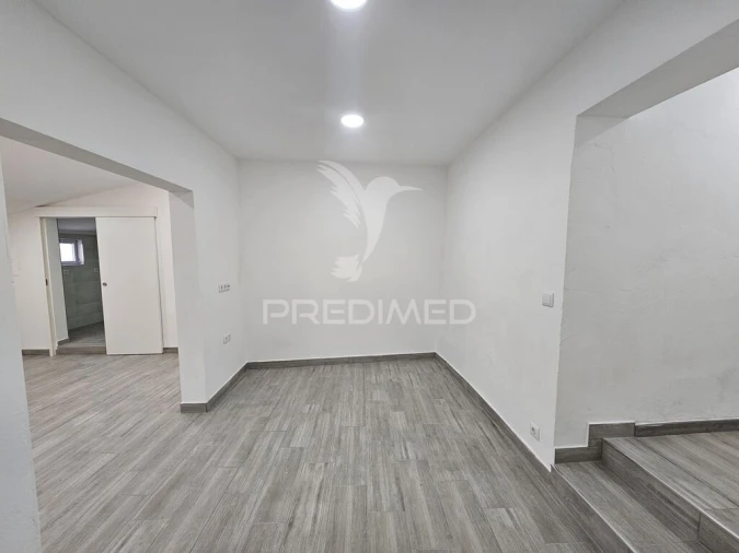 Moradia T1 para Venda em Santa Barbara de Padrões Foto 7