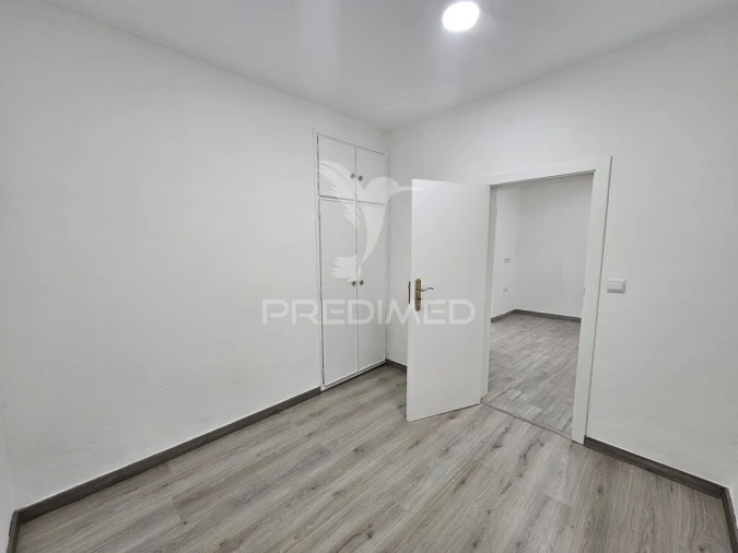 Moradia T1 para Venda em Santa Barbara de Padrões Foto 11