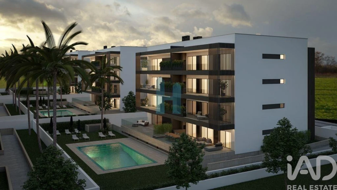 Apartamento T2 para Venda em Alvor Foto 6