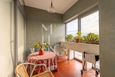 Apartamento T5 para Venda em Cedofeita, Santo Ildefonso, Sé, Miragaia, São Nicolau e Vitória