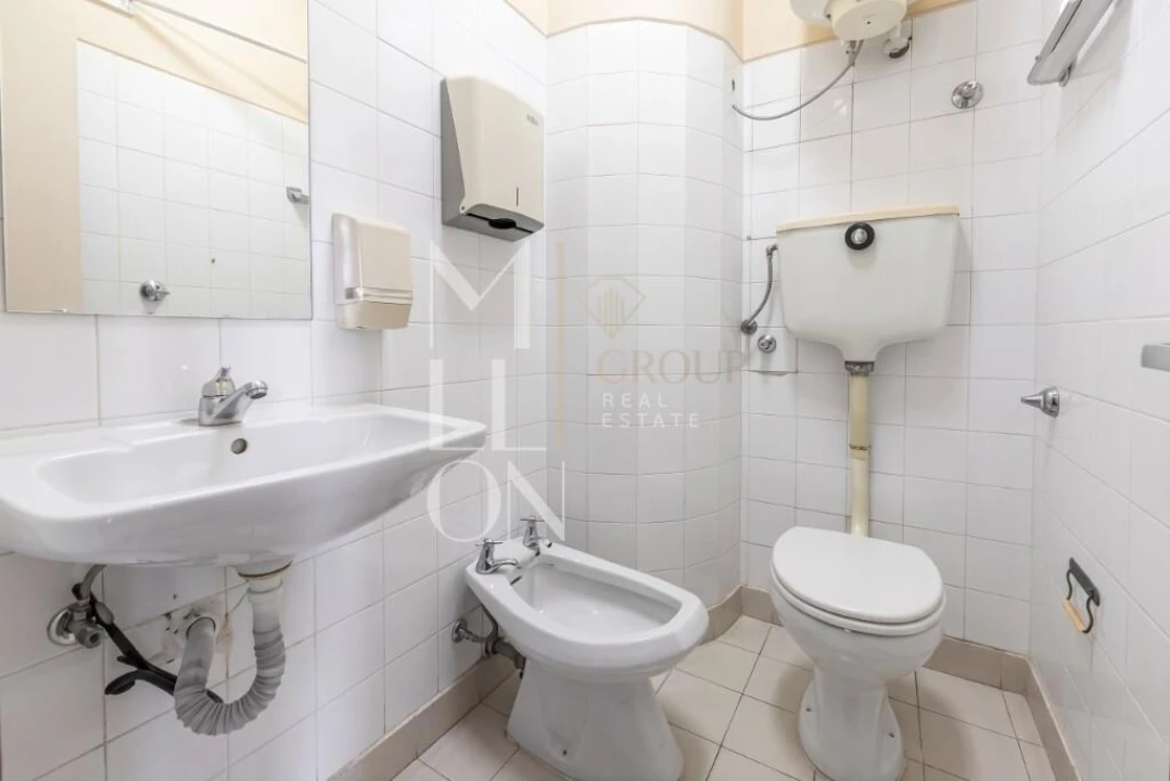 Apartamento T5 para Venda em Cedofeita, Santo Ildefonso, Sé, Miragaia, São Nicolau e Vitória Foto 14