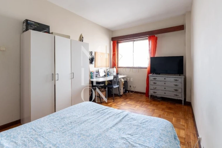 Apartamento T5 para Venda em Cedofeita, Santo Ildefonso, Sé, Miragaia, São Nicolau e Vitória Foto 17