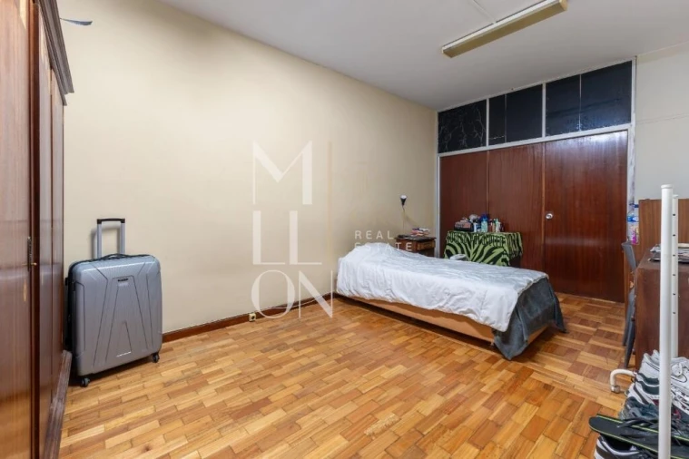 Apartamento T5 para Venda em Cedofeita, Santo Ildefonso, Sé, Miragaia, São Nicolau e Vitória Foto 15