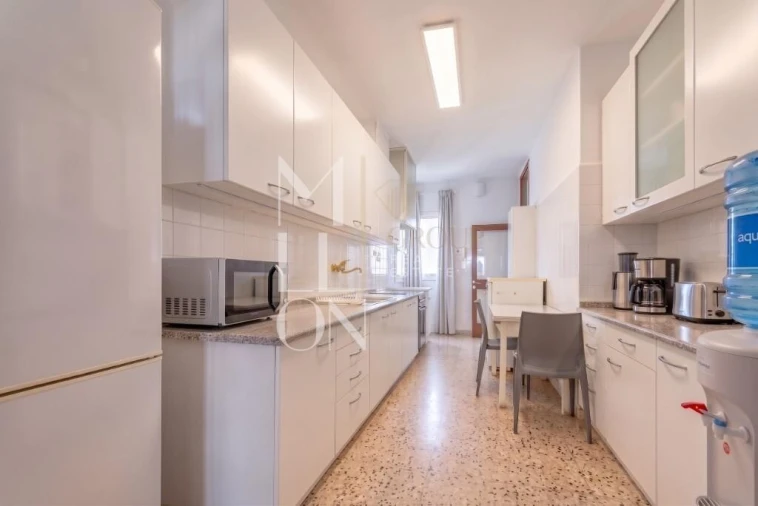 Apartamento T5 para Venda em Cedofeita, Santo Ildefonso, Sé, Miragaia, São Nicolau e Vitória Foto 12