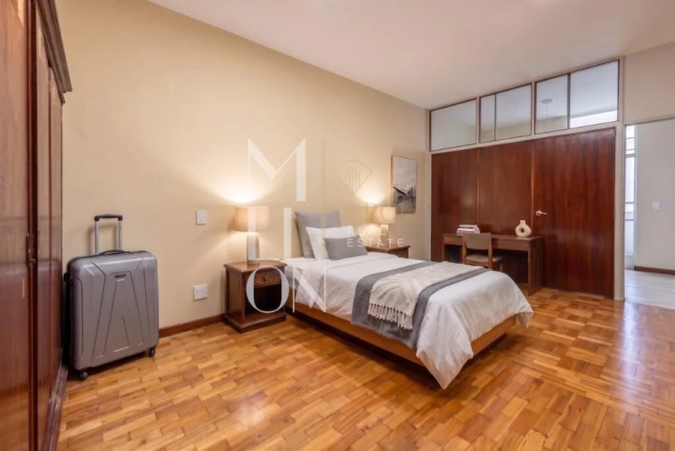 Apartamento T5 para Venda em Cedofeita, Santo Ildefonso, Sé, Miragaia, São Nicolau e Vitória Foto 8