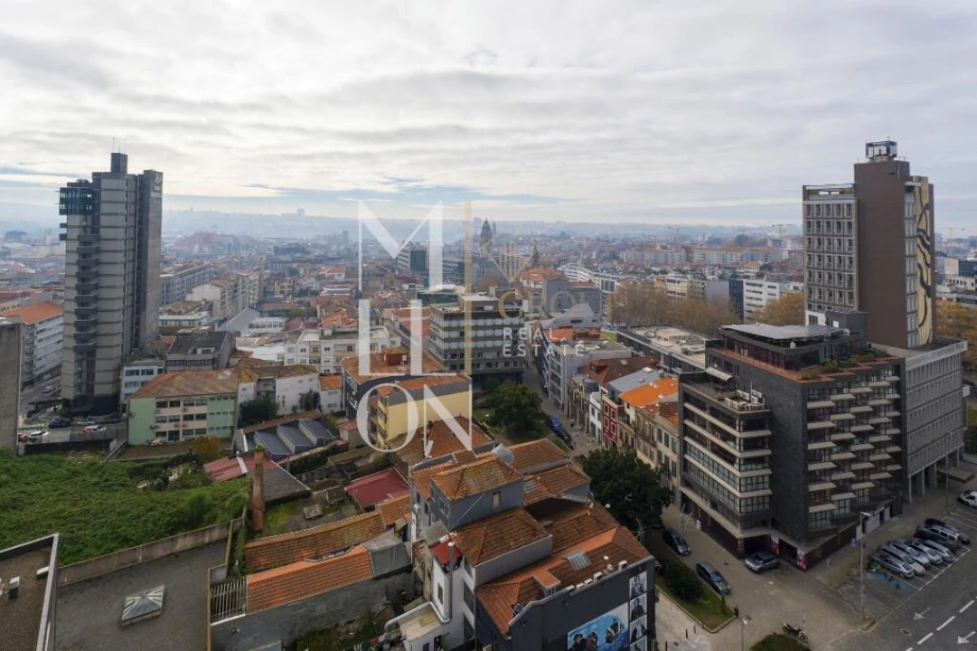 Apartamento T5 para Venda em Cedofeita, Santo Ildefonso, Sé, Miragaia, São Nicolau e Vitória Foto 19