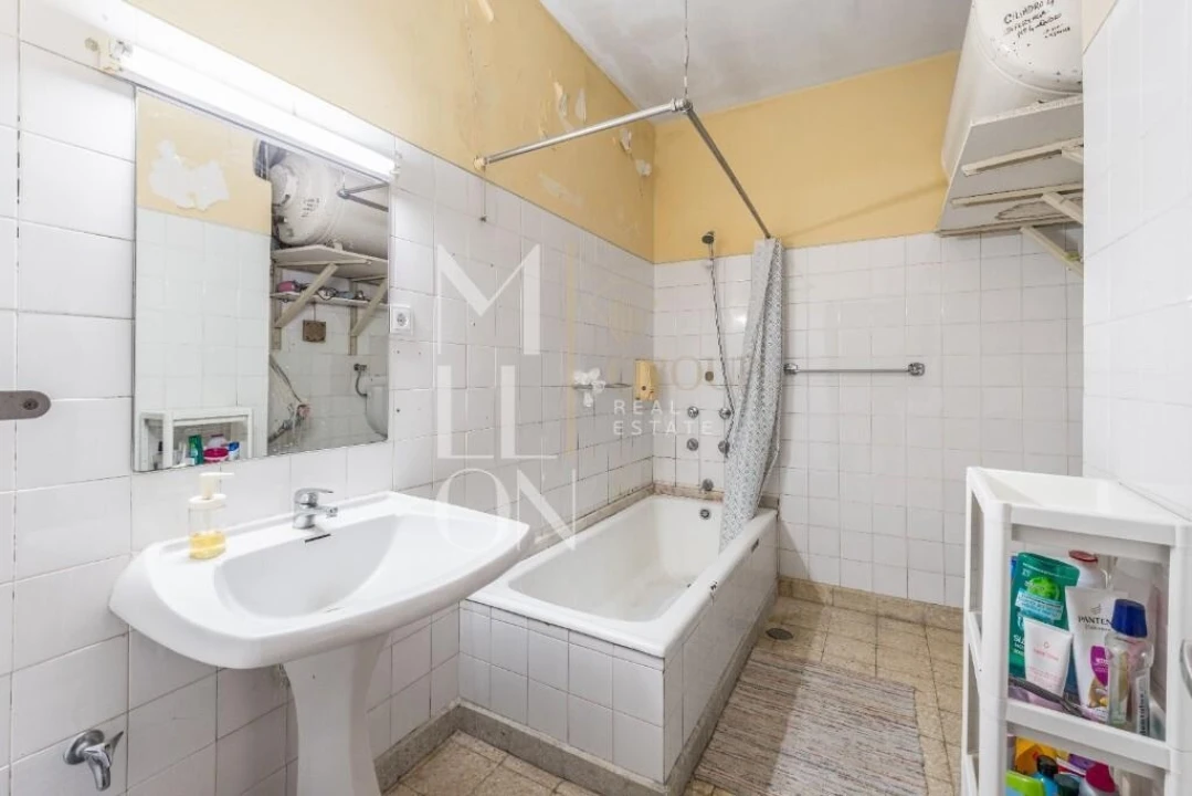 Apartamento T5 para Venda em Cedofeita, Santo Ildefonso, Sé, Miragaia, São Nicolau e Vitória Foto 14