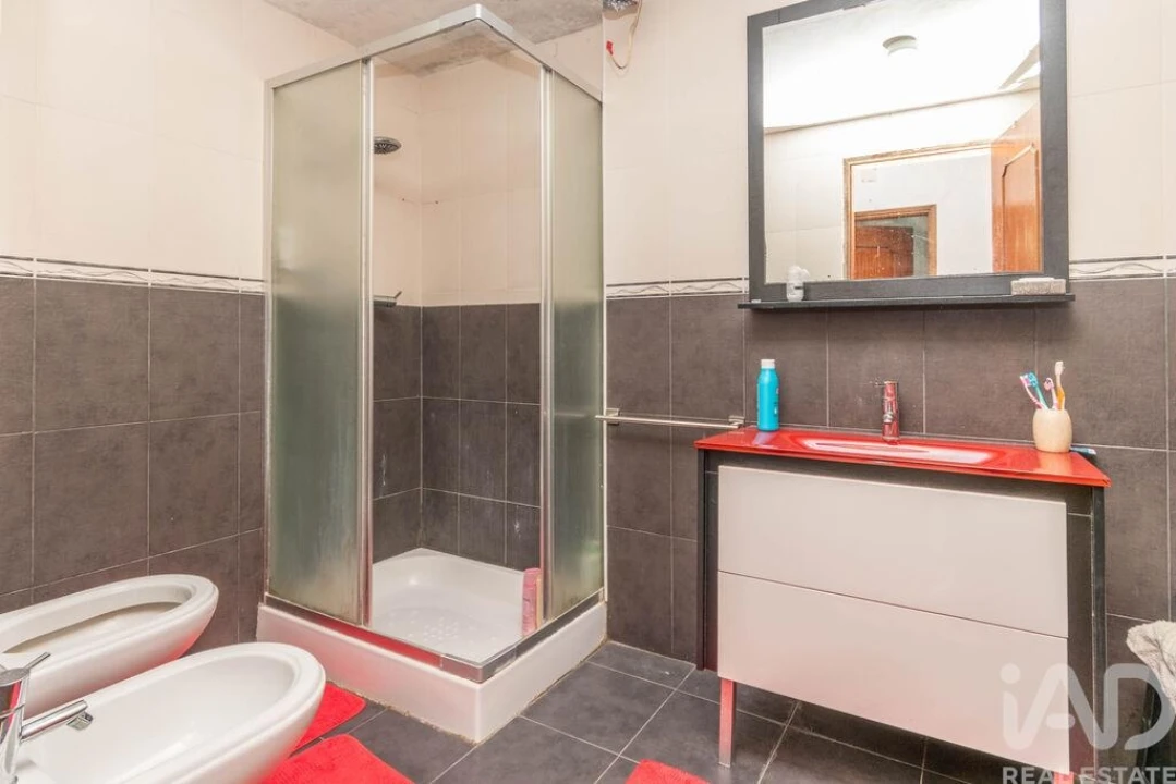 Moradia T4 para Venda em Marinha Grande Foto 12