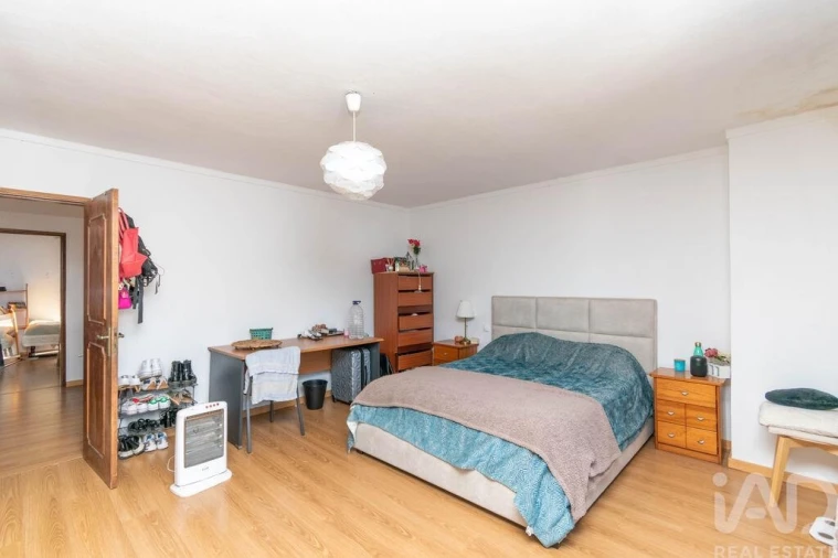 Moradia T4 para Venda em Marinha Grande Foto 8