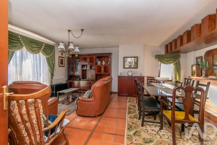 Moradia T4 para Venda em Marinha Grande Foto 3