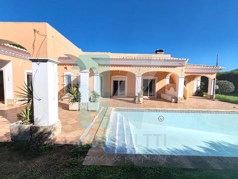 Moradia T5 para Venda em Luz Foto 4