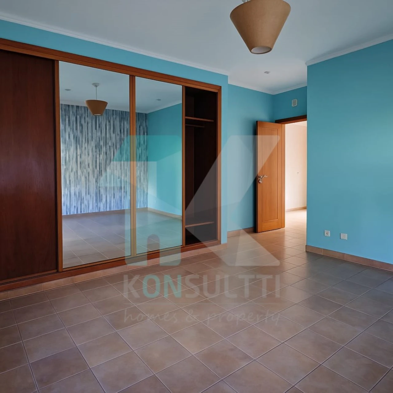 Moradia T5 para Venda em Luz Foto 18