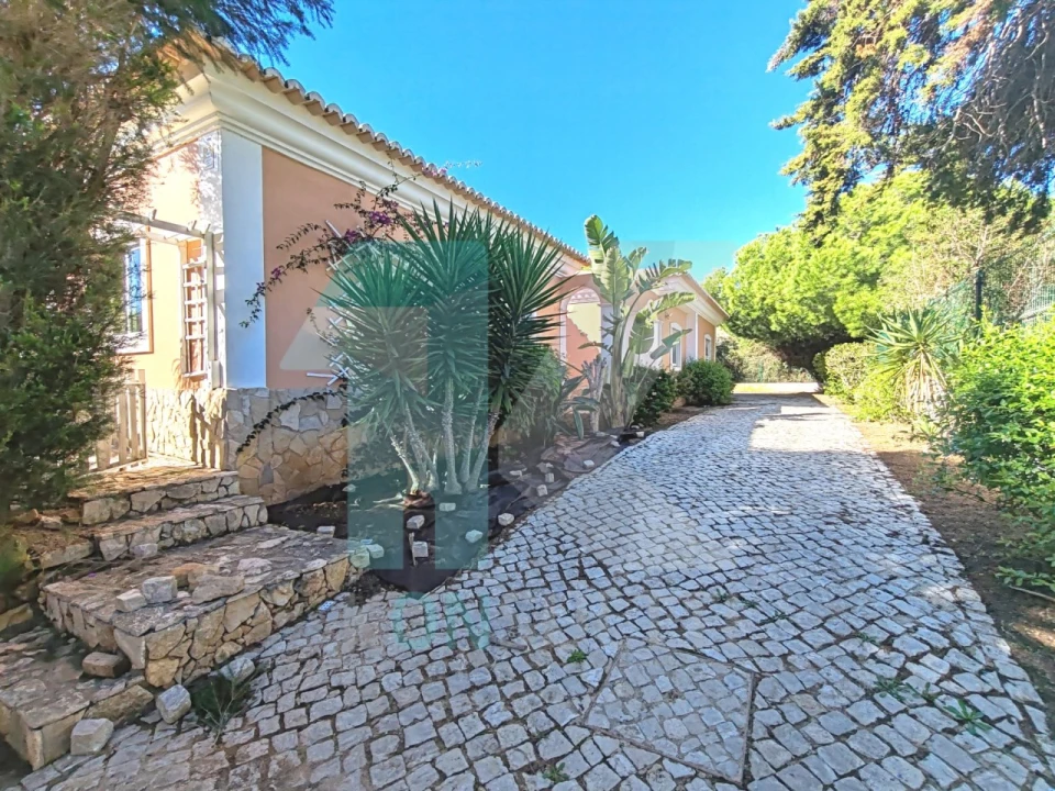 Moradia T5 para Venda em Luz Foto 32