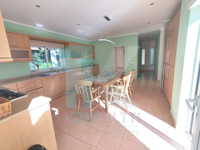 Moradia T5 para Venda em Luz Foto 11