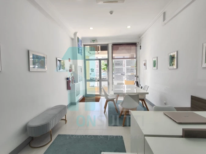 Loja para Venda em Carcavelos e Parede Foto 4