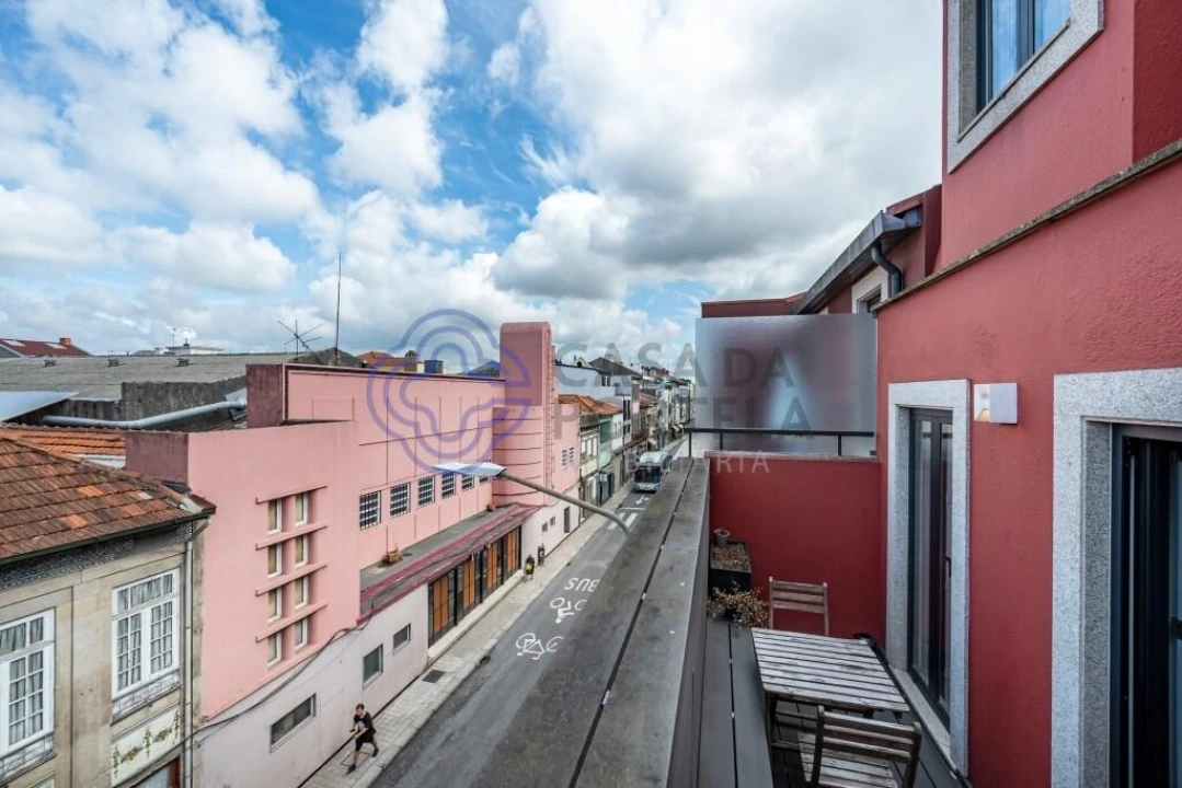 Apartamento T2 para Arrendamento em Paranhos Foto 10