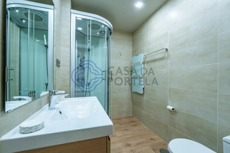 Apartamento T2 para Arrendamento em Paranhos Foto 27