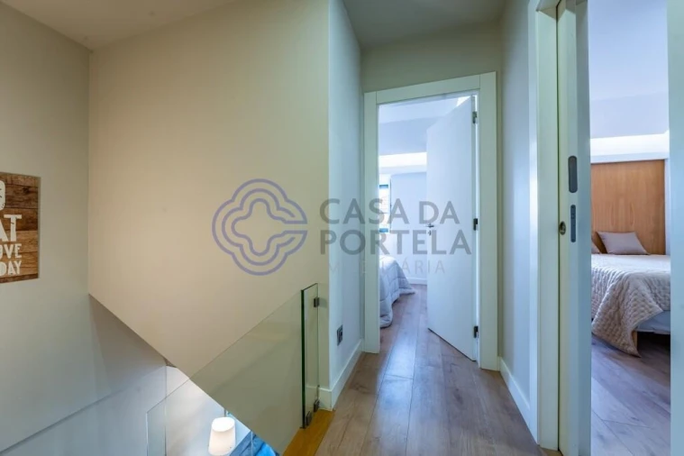 Apartamento T2 para Arrendamento em Paranhos Foto 19