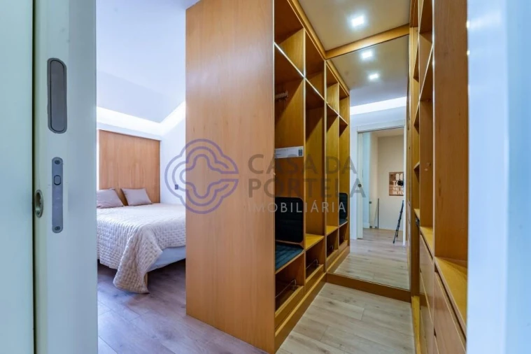 Apartamento T2 para Arrendamento em Paranhos Foto 23