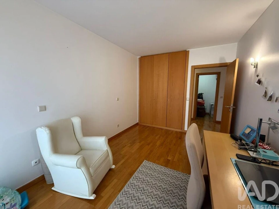 Apartamento T2 para Venda em Cidade da Maia Foto 8